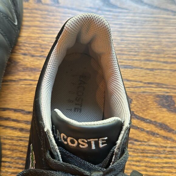Lacoste black leather/suede lace up low top embroidered logo sneakers. Size 8 - Picture 7 of 9